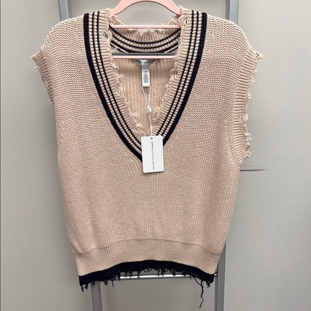 Sleeveless V-Neck Knit Sweater Vest - Beige with Black Trim